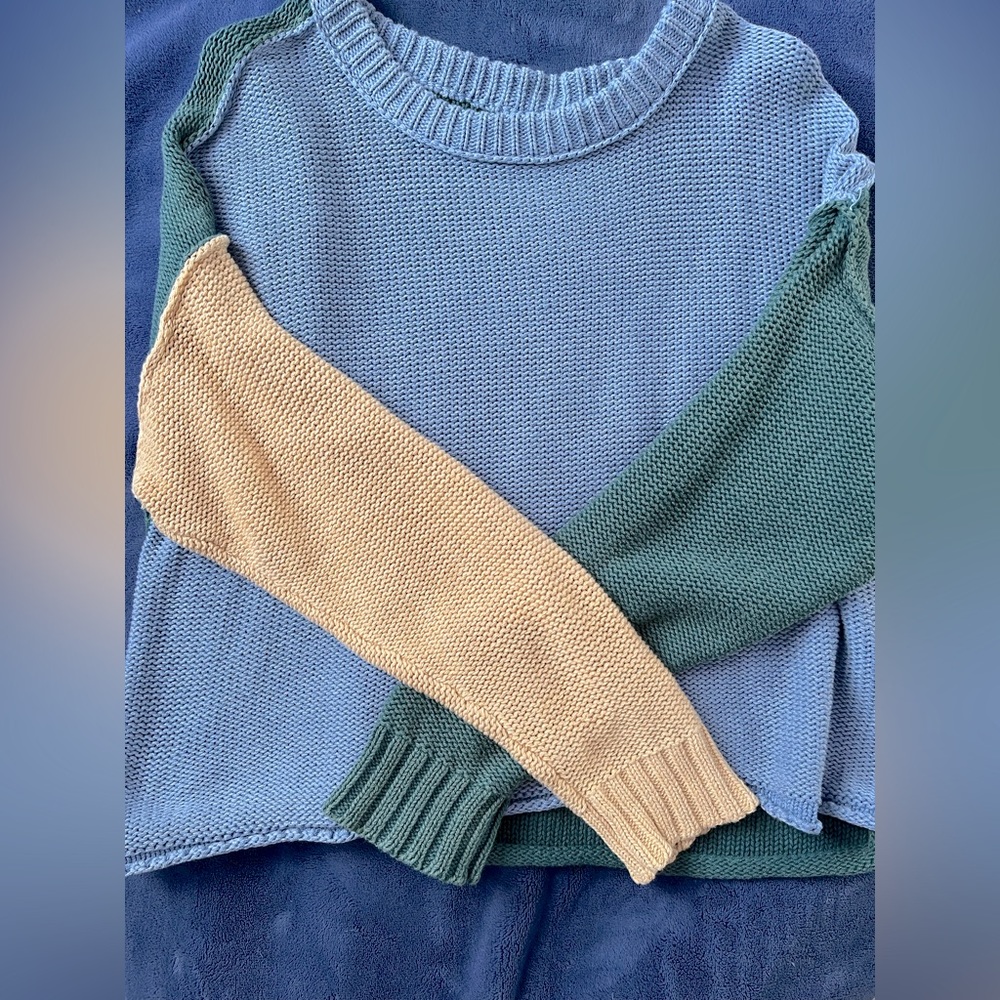 soft american eagle cropped sweater